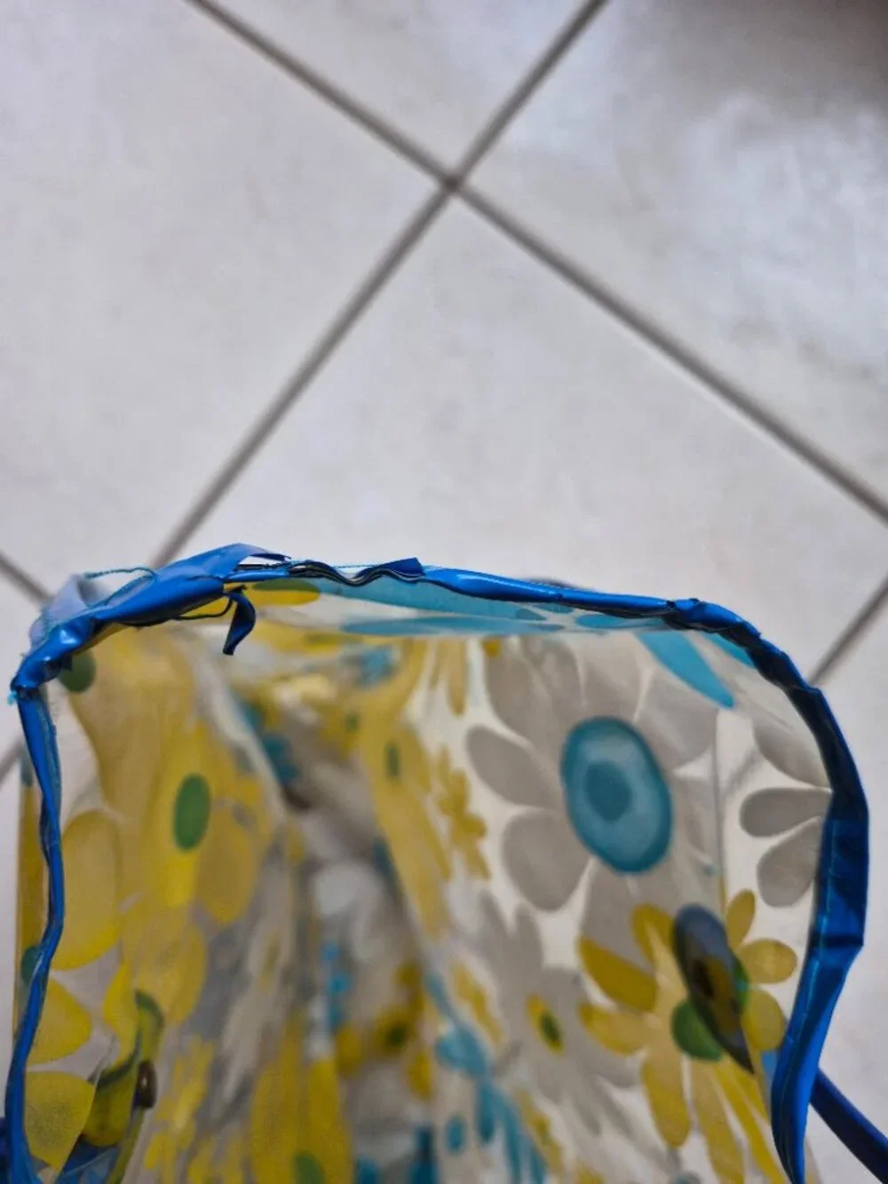 Vintage 1970s Plastic Flowered Tote Bag